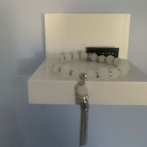 The limited white bracelet silver tassel - Picture 1 of 3